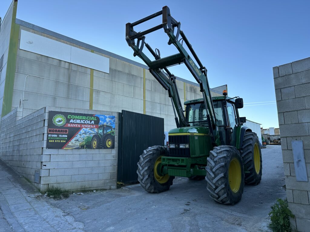 JOHN DEERE 6910 PREMIUM+PALA